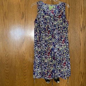 Sleeveless knee length dress